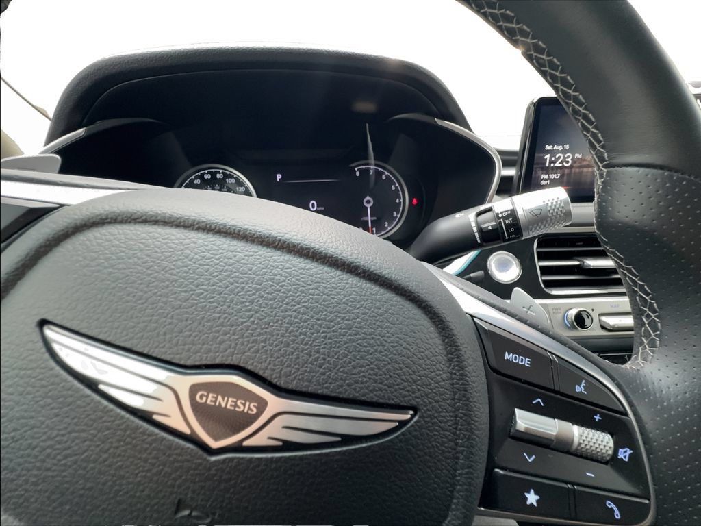 Used 2026 Genesis G70 2.5T RWD image 41