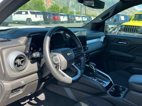 Used 2024 Chevrolet Colorado LT w/ LT Convenience Package AWD/4WD image 25