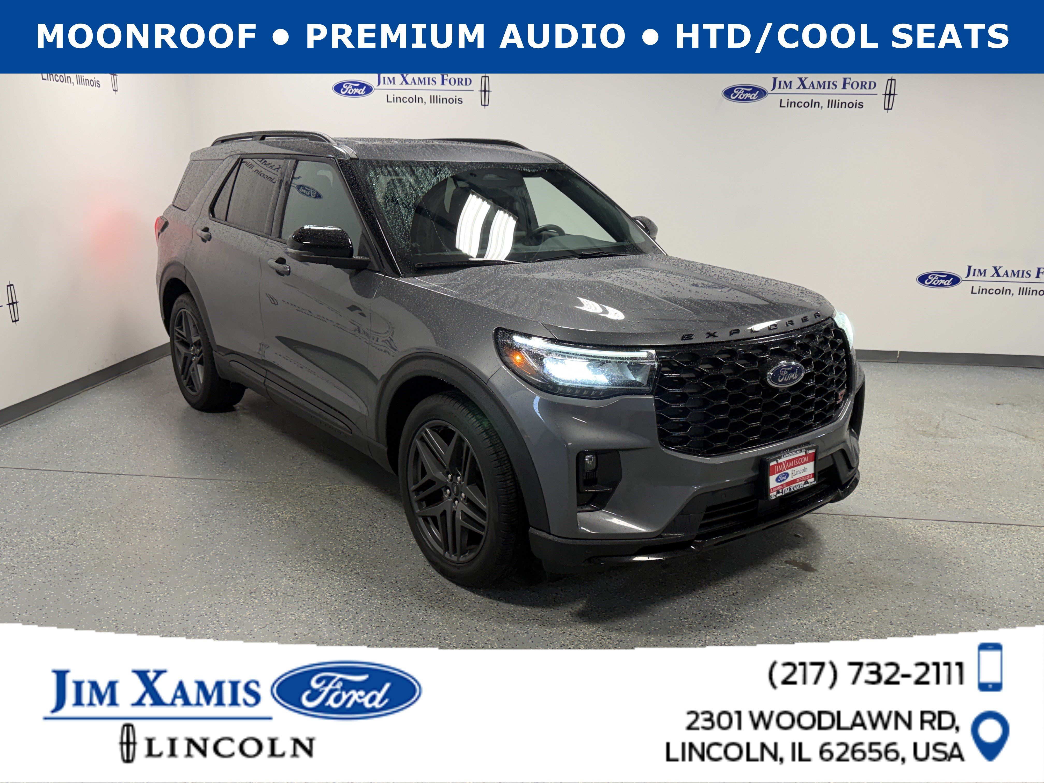 Used 2025 Ford Explorer ST AWD/4WD image 1
