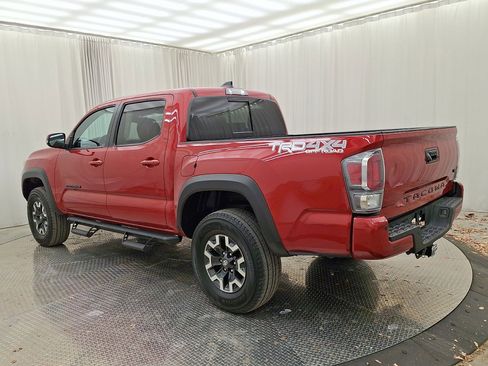Used 2021 Toyota Tacoma TRD Off-Road w/ Technology Package image 21