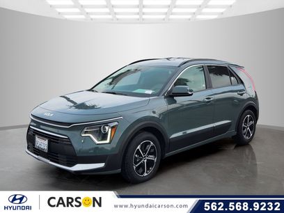 Used 2025 Kia Niro EX