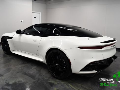 Used 2019 Aston Martin DBS Superleggera image 7
