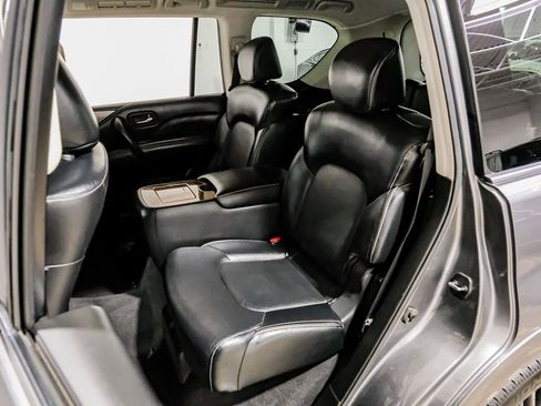 Used 2018 INFINITI QX80 2WD w/ Driver Assistance Package image 32