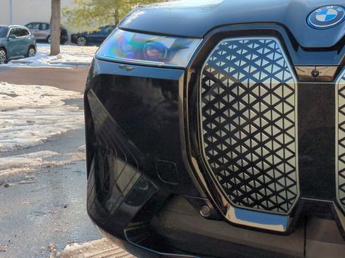 New 2025 BMW iX xDrive50 image 11