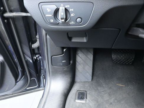 Used 2023 Audi Q5 2.0T Premium Plus image 16