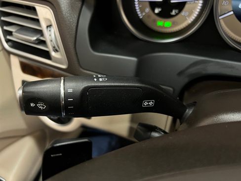 Used 2014 Mercedes-Benz E 350 SEDAN image 28