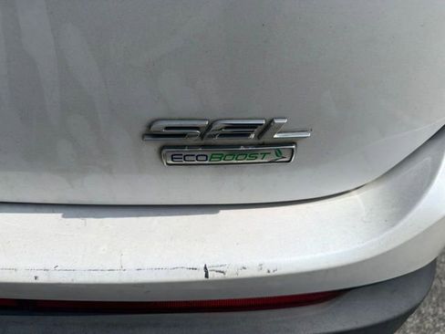Used 2018 Ford Edge SEL w/ Equipment Group 201A FWD image 6
