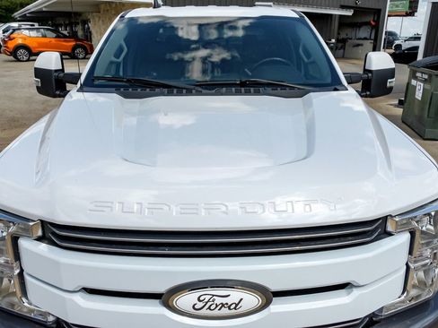 Used 2019 Ford F250 Lariat w/ Lariat Value Package image 53