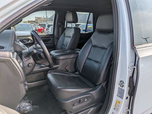 Used 2021 Chevrolet Tahoe LT w/ LT Signature Package AWD/4WD image 13