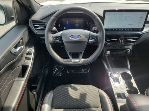Certified 2024 Ford Escape ST-Line w/ Tech Pack #1 AWD/4WD image 11
