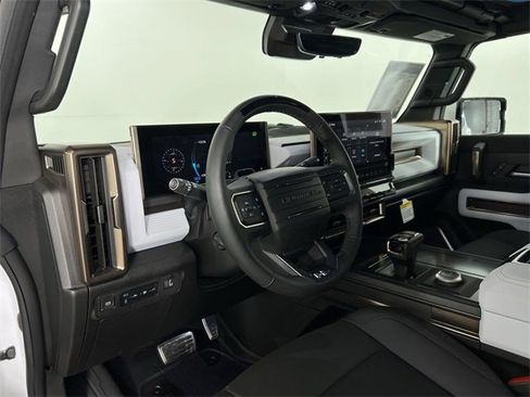 Used 2024 GMC Hummer EV 3X w/ LPO, Illumination Package image 10