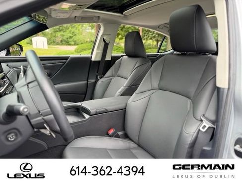 Used 2025 Lexus ES 350 w/ Premium Package FWD image 11