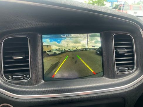 Used 2018 Dodge Charger GT image 23