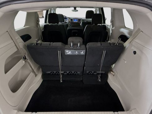 Used 2018 Chrysler Pacifica Touring Plus w/ Tire & Wheel Group image 35