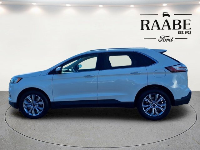 Used 2024 Ford Edge Titanium AWD/4WD image 4