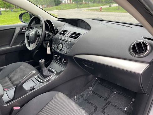 Used 2012 MAZDA MAZDA3 i Touring FWD image 66