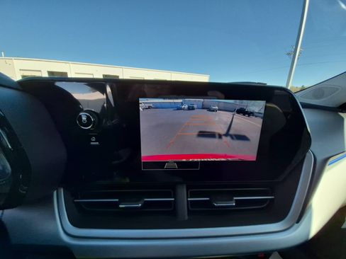 New 2026 Chevrolet Trax LS w/ LS Convenience Package FWD image 24