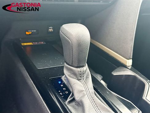 Used 2025 Toyota Camry LE image 19