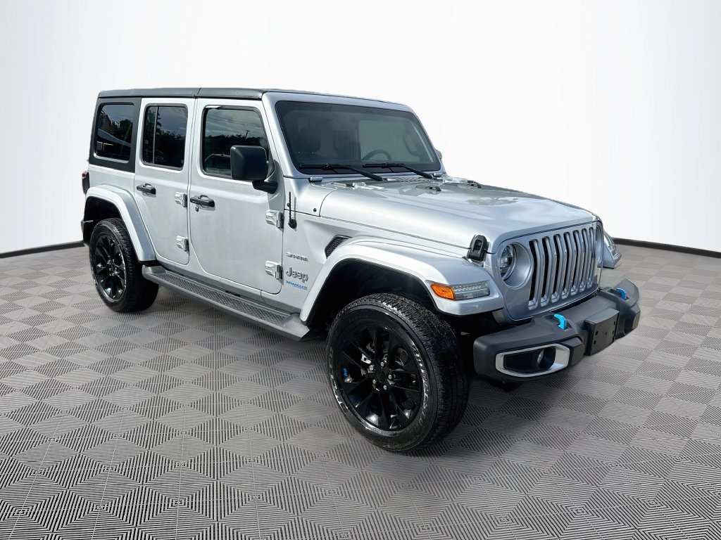 Certified 2022 Jeep Wrangler Unlimited Sahara w/ Cold Weather Group AWD/4WD image 4