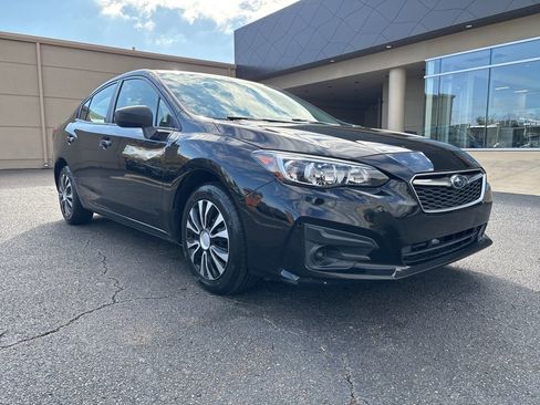 Used 2019 Subaru Impreza 2.0i w/ Eyesight image 3