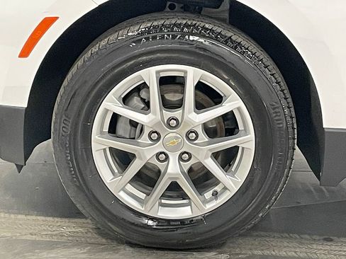 Used 2023 Chevrolet Equinox LT AWD/4WD image 36