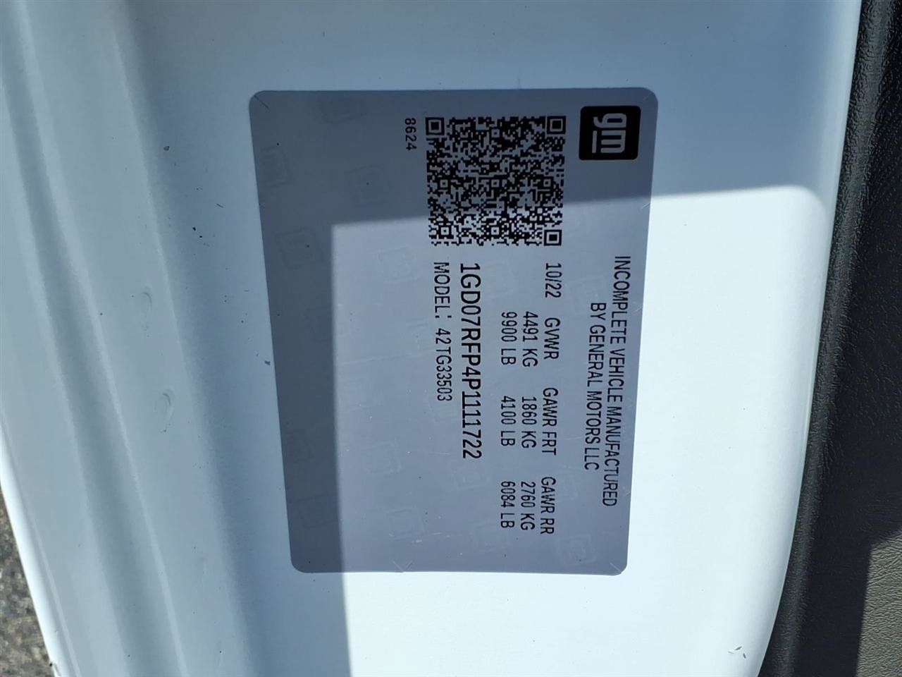 Used 2023 GMC Savana 3500 w/ Power Convenience Package RWD image 27