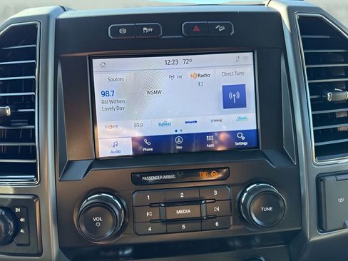 Used 2022 Ford F250 XLT w/ XLT Premium Package image 17