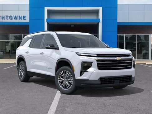 New 2026 Chevrolet Traverse LT image 7