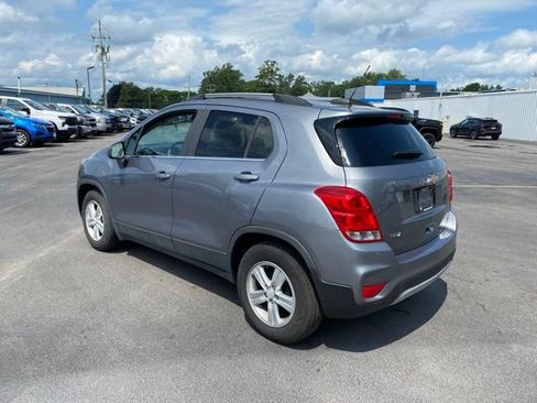 Used 2020 Chevrolet Trax LT FWD image 19
