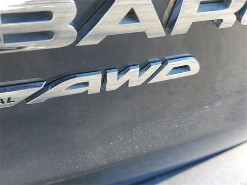 Certified 2023 Subaru Ascent Limited w/ Technology Package image 6