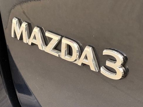 Used 2020 MAZDA MAZDA3 Hatchback FWD image 20
