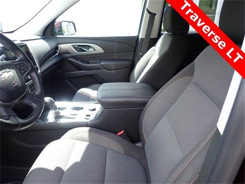 Used 2018 Chevrolet Traverse LT w/ LPO, Floor Liner Package image 15