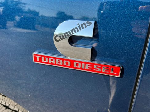 Used 2024 RAM 3500 Tradesman w/ Chrome Appearance Group AWD/4WD image 14