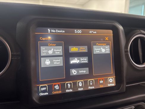 Used 2022 Jeep Gladiator Overland w/ Popular Equipment Package image 21