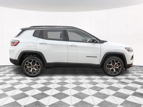 New 2026 Jeep Compass Limited w/ Sun, Sound & Navigation Group AWD/4WD image 15