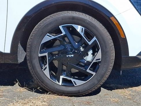 Certified 2023 Kia Sportage SX image 8