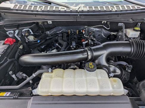 Used 2024 Lincoln Navigator Reserve AWD/4WD image 24