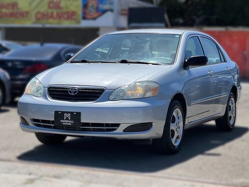 Used 2007 Toyota Corolla CE FWD image 3