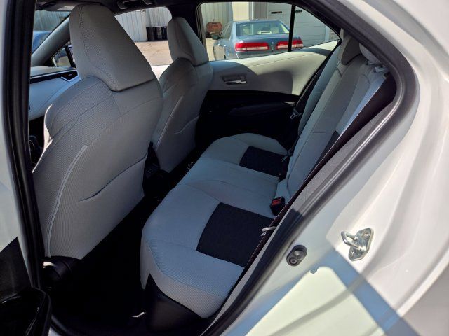 Used 2025 Toyota Corolla SE FWD image 11