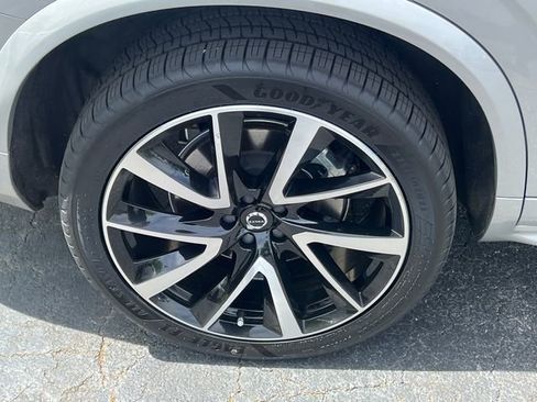 Used 2023 Volvo XC90 B6 Plus w/ Protection Package Premier AWD/4WD image 21