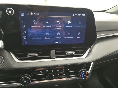 New 2026 Chevrolet Equinox LT w/ Safety and Technology Package FWD image 13