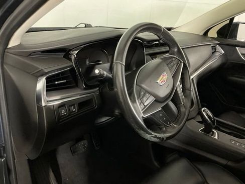 Used 2019 Cadillac XT5 Premium Luxury w/ Driver Assist Package AWD/4WD image 17