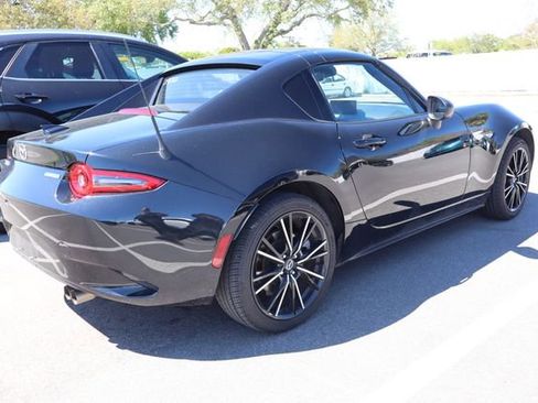 Used 2025 MAZDA MX-5 Miata RF Grand Touring image 2