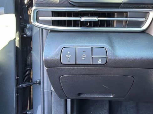 New 2026 Hyundai Elantra SE image 30