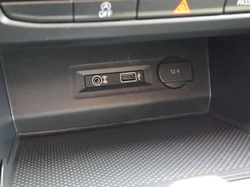 Used 2019 Volkswagen Atlas SE image 29