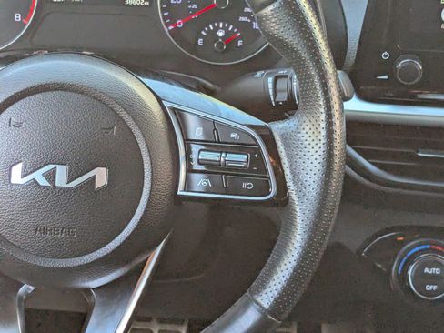 Certified 2023 Kia Forte GT-Line image 18