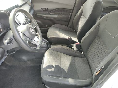 Used 2022 Nissan Kicks S FWD image 29