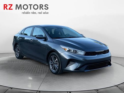 Used 2023 Kia Forte LXS FWD image 7