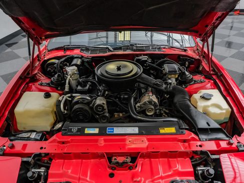 Used 1992 Pontiac Firebird Coupe RWD image 38