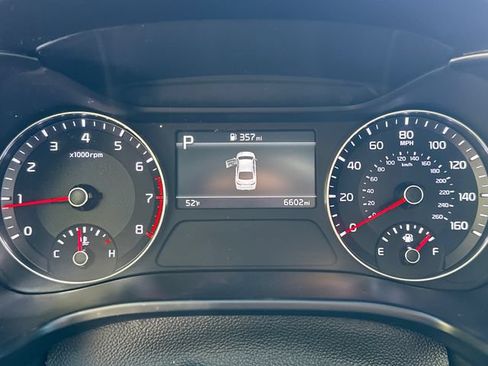 Used 2024 Kia Forte LXS FWD image 22